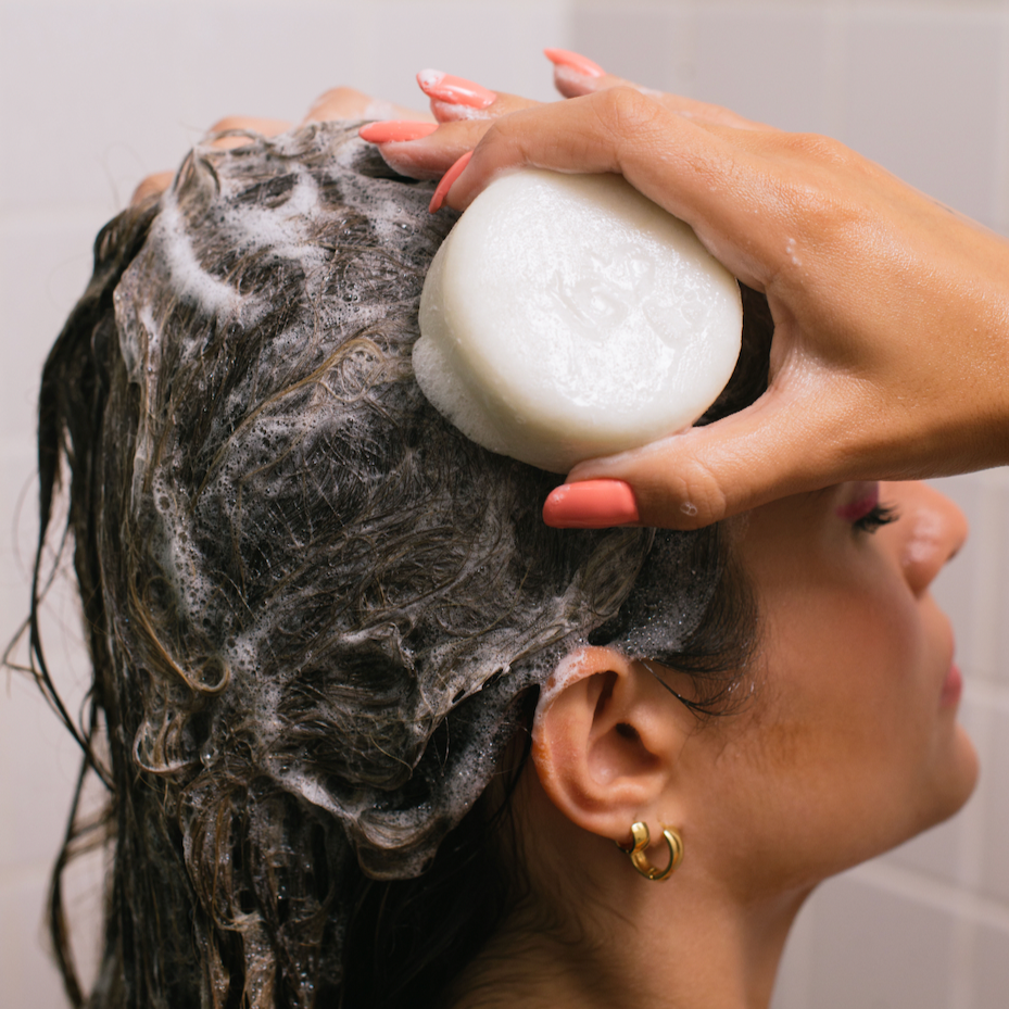 SHAMPOO EM BARRA LISOS 90g - Lola Cosmetics